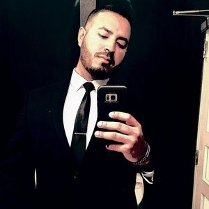 Meet your Posher, Luis